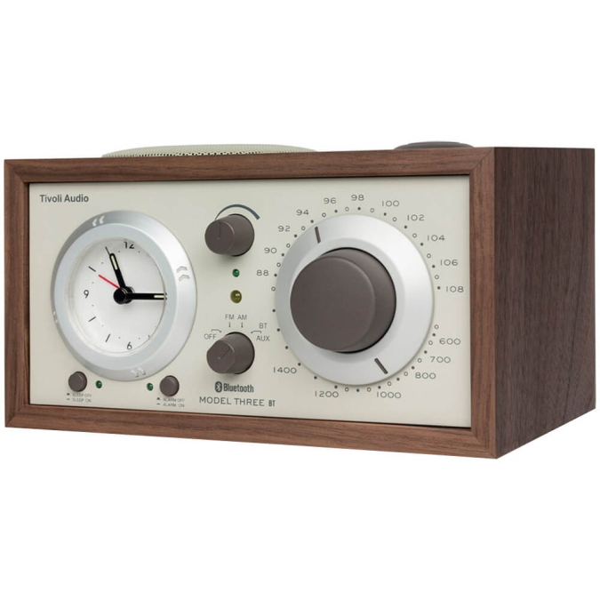 картинка Радиоприемник с часами Tivoli Model Three BT Цвет: Бежевый/Орех [Classic Walnut] от интернет-магазина itsklad.kz